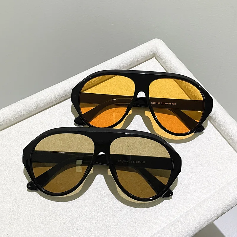 Vintage Fashion Enthusiasts - Fashion Oversized Pilot Sunglasses Women Vintage