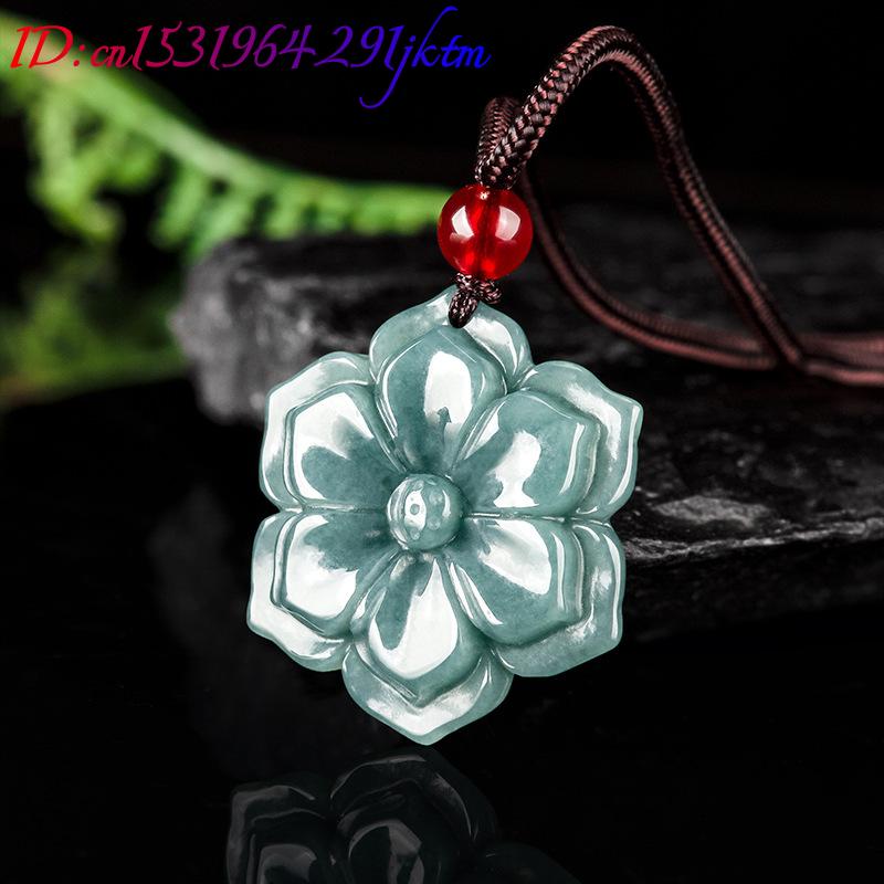 Burmese Jadeite Flower Pendant - Vintage Fashion Necklace 评论和价格
