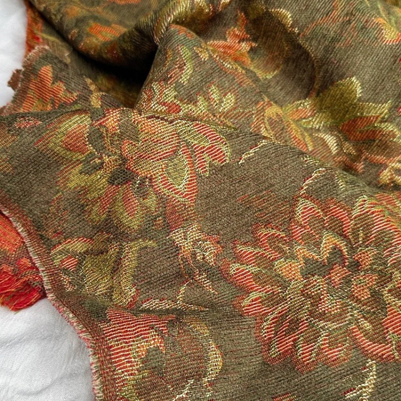 Vintage Brocade Bright Thread  - Vintage Fashion Boutique 评论和价格