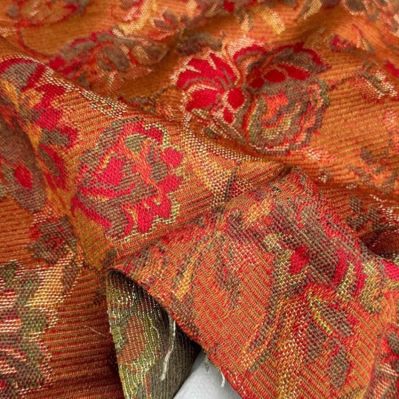 Vintage Brocade Bright Thread  - Vintage Fashion Boutique 评论和价格