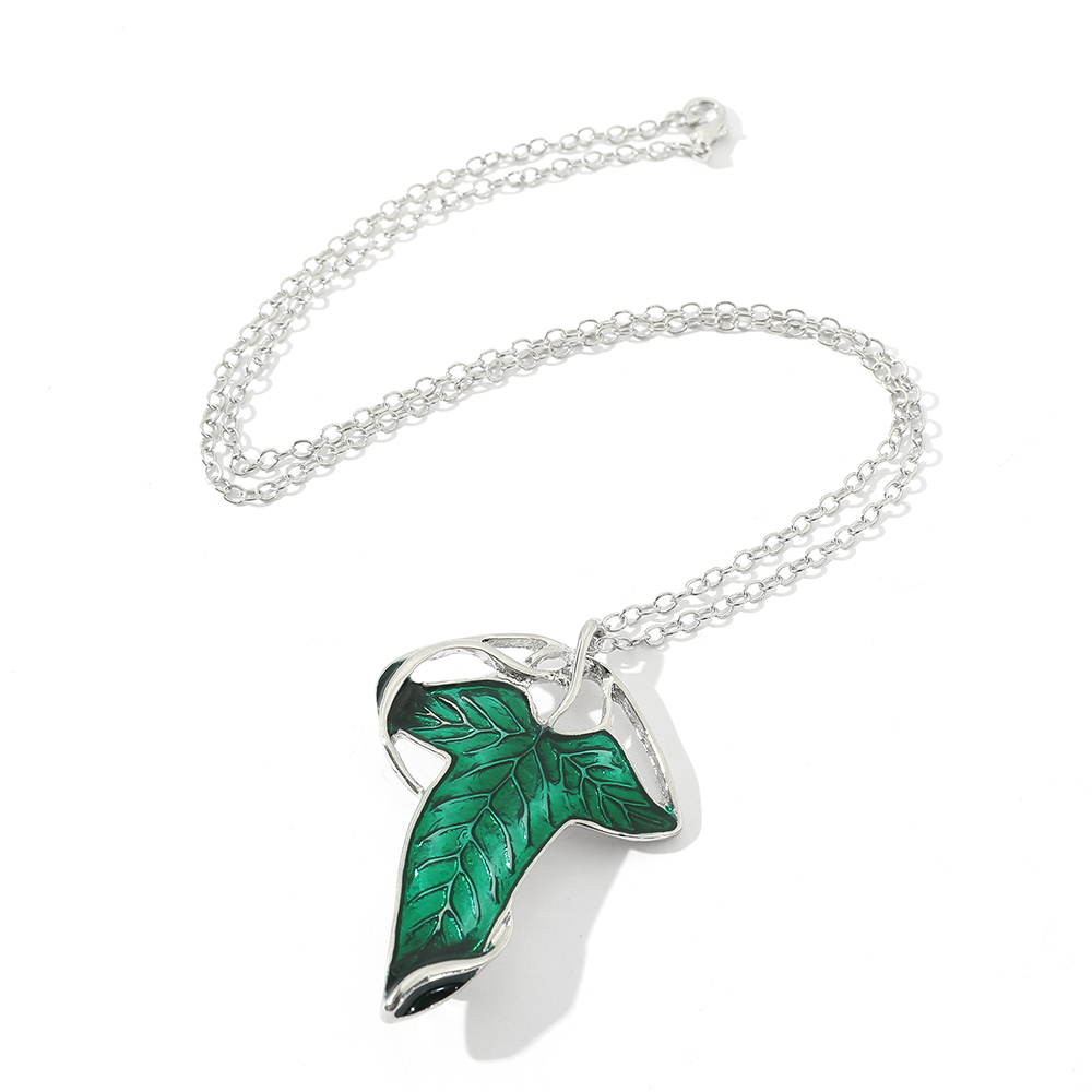 Vintage Green Leaf Pendant Nec - Vintage Fashion Tv 评论和价格