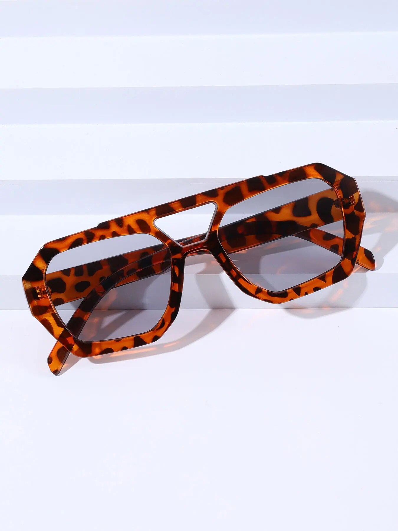 Fashion Vintage Square Irregul - Vintage Fashion Glasses 评论和价格