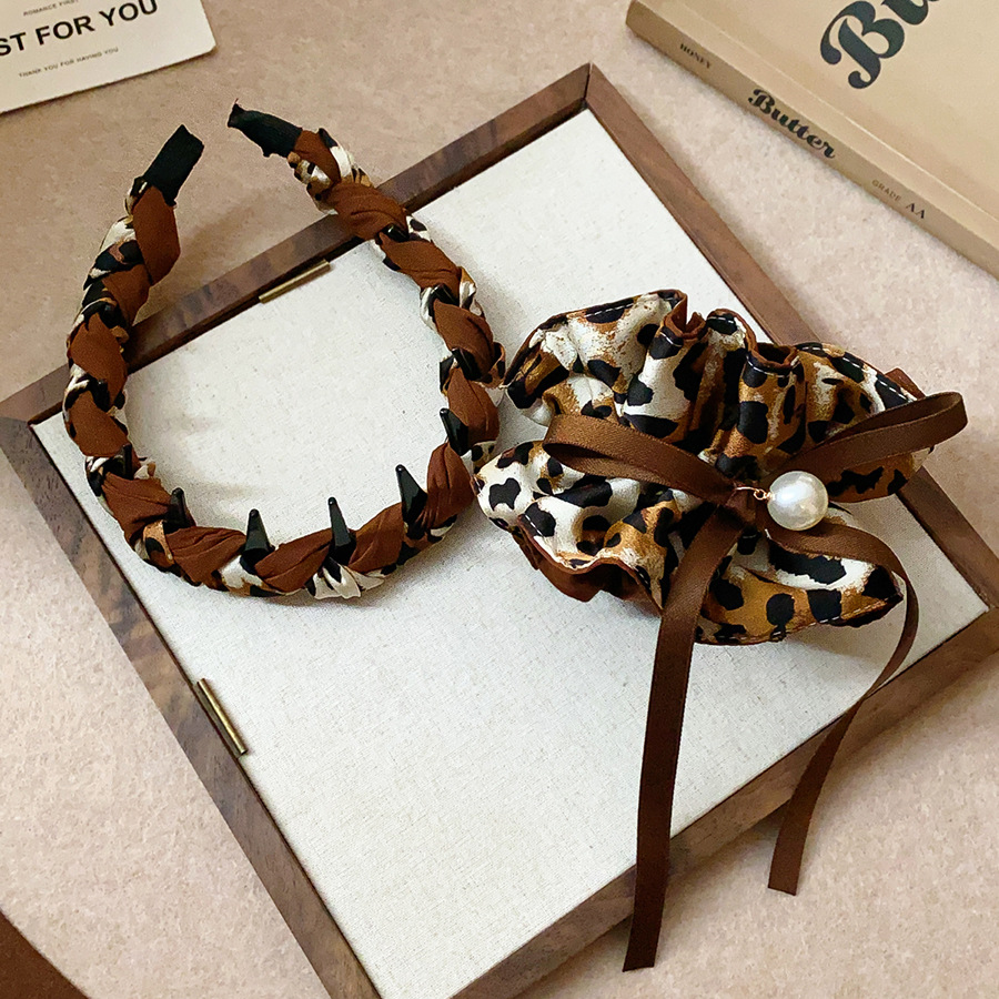 Vintage Leopard Print Headband - Vintage Fashion Boutique 评论和价格