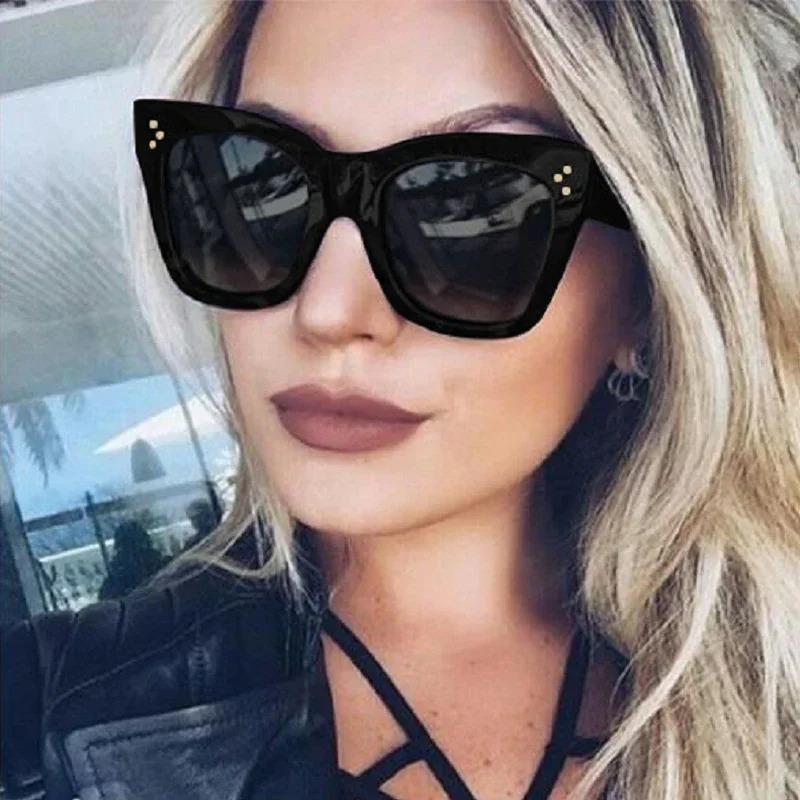 Square Retro Sunglasses Women  - Vintage Fashion Enthusiasts 评论和价格